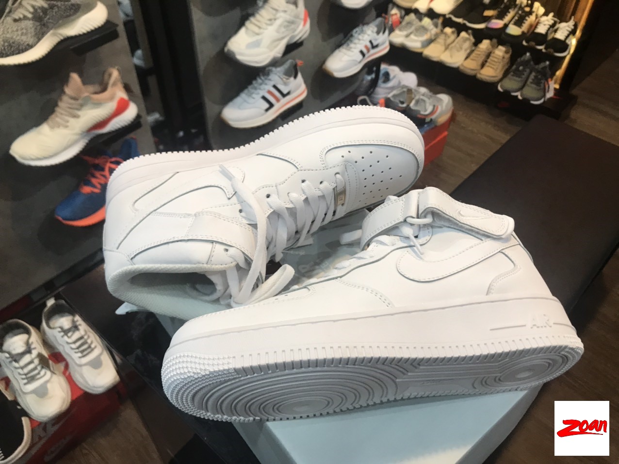 giày Nike Air Force 1 trắng Cổ Cao