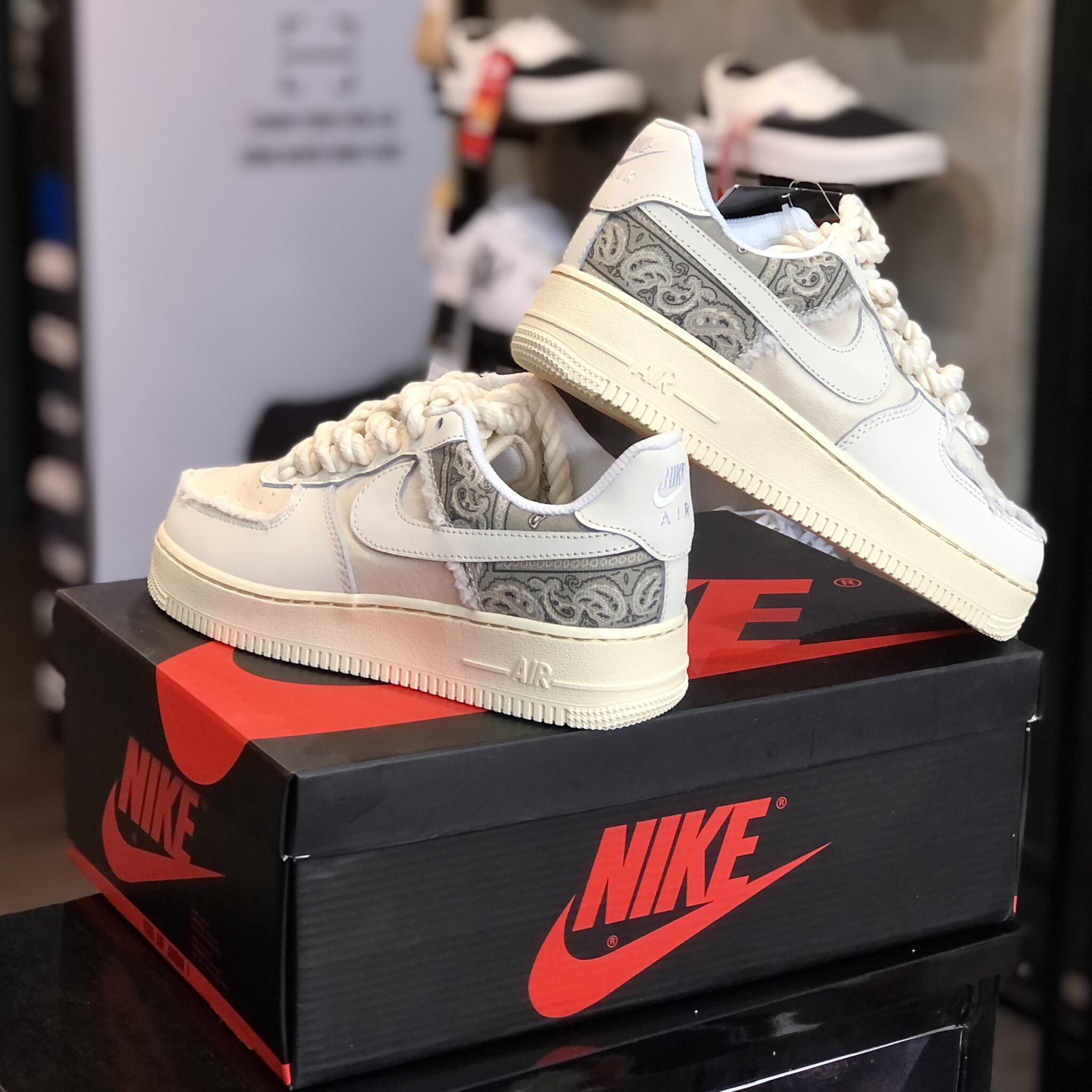 Nike Air Force 1 Tu Bigbang Chunky Lace Bandana Customs